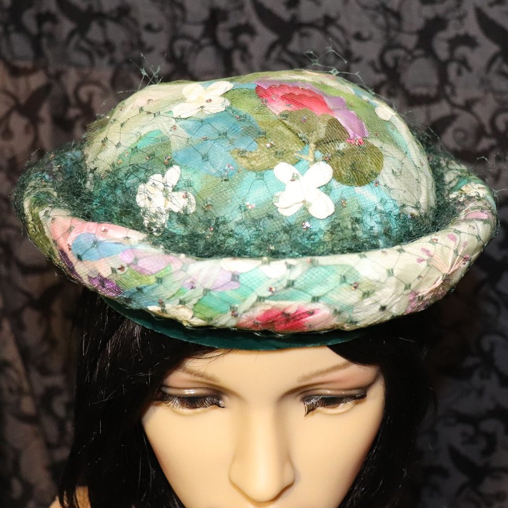 Vintage 60's Flower Pinup Pill Felt hat Fascinator